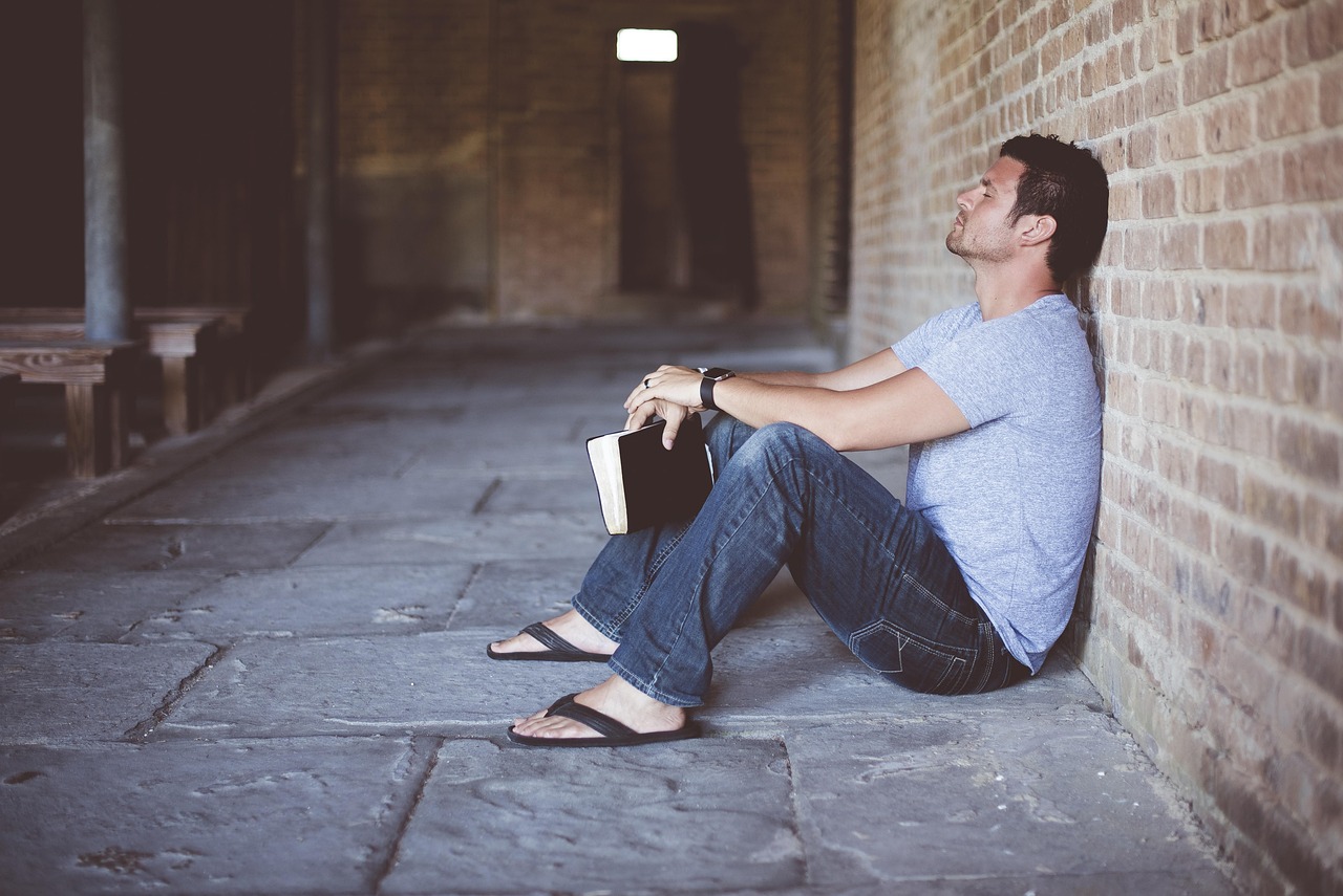 Cómo vencer el desánimo - imagen devocional cristiana